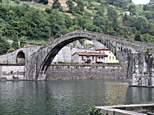 borgo_mozzano01