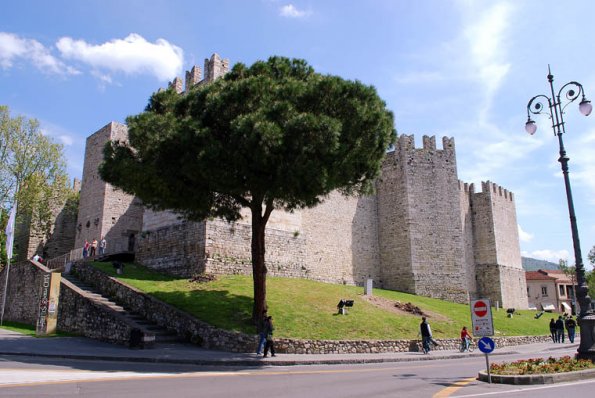 castello_prato01